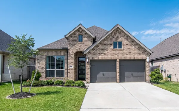 $385,000 | 19810 Palomino Pr Trail, Tomball, TX 77377
