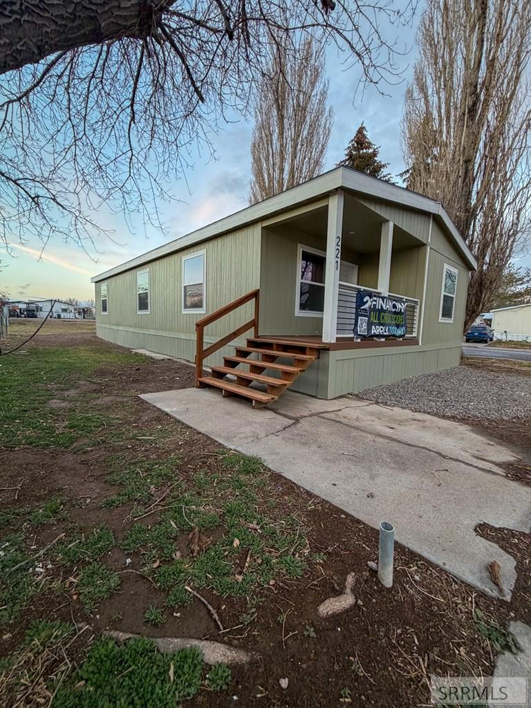 1900 West Quinn Road, Unit 221 Pocatello, ID 83202 - Photo 2 of 31
