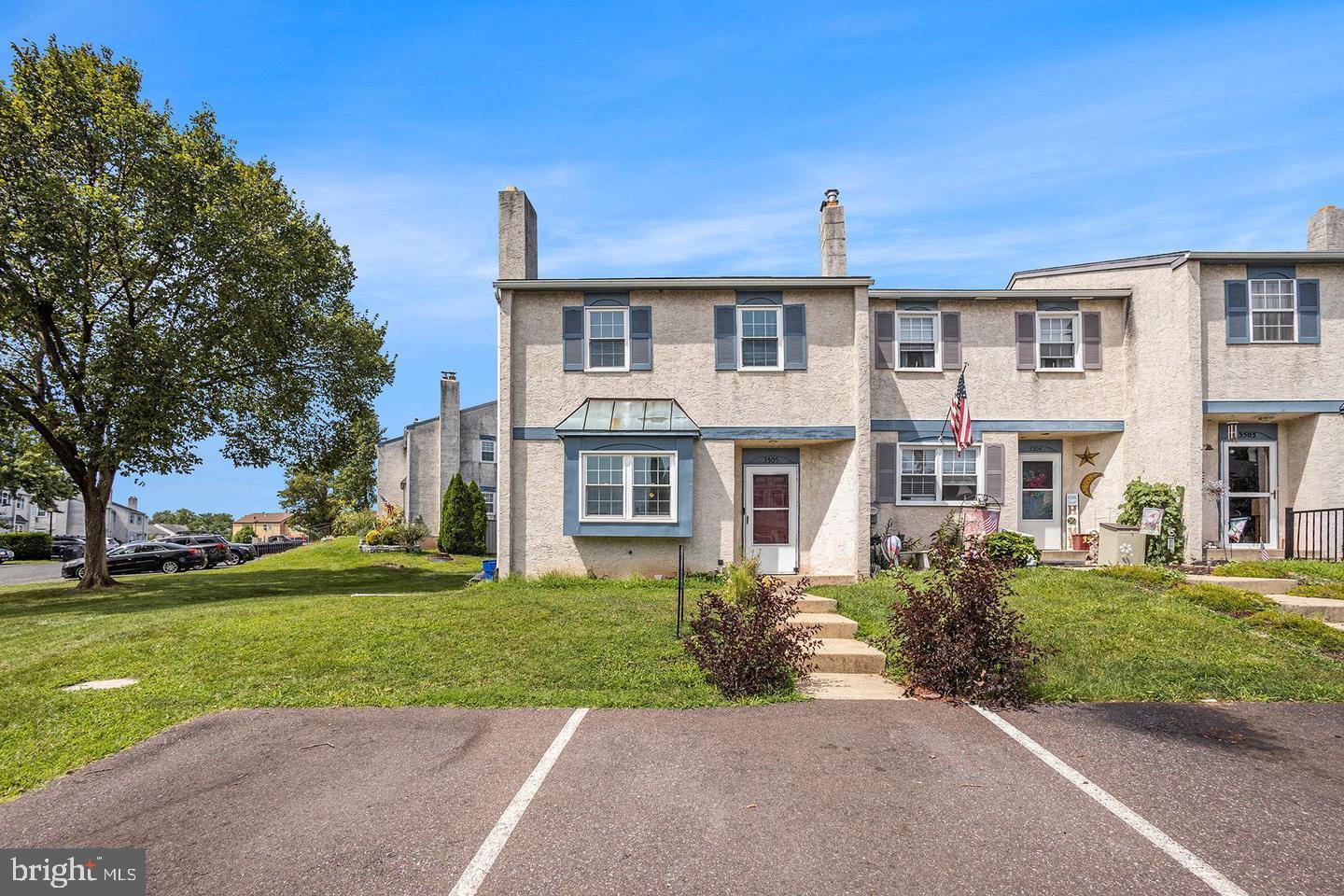 3505 Walnut Ridge Drive Pottstown, PA 19464 - Photo 2 of 33