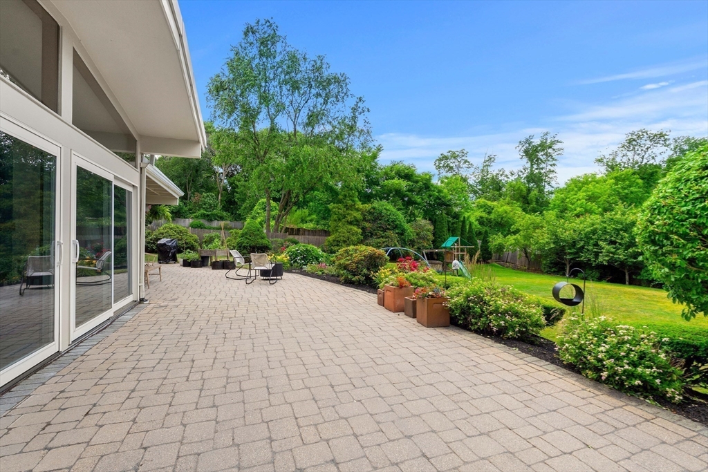 285 Brush Hill Road Milton, MA 02186 - Photo 24 of 30