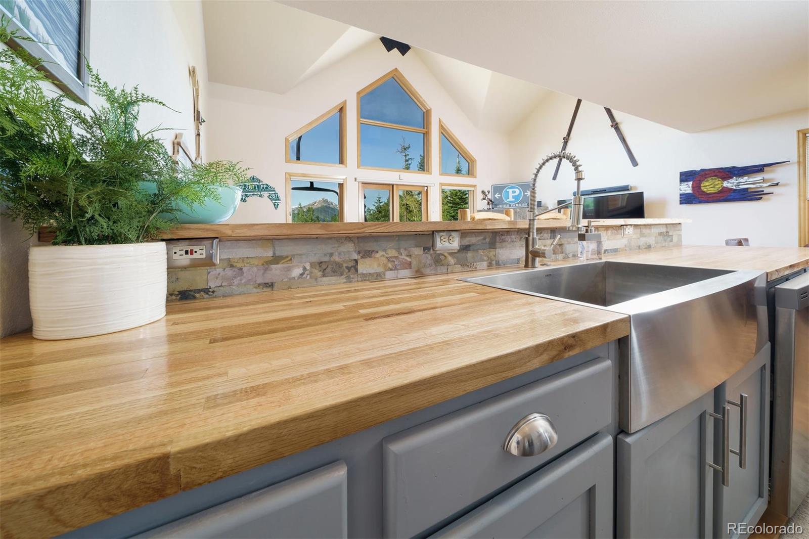 9064 Ryan Gulch Road Silverthorne, CO 80498 - Photo 11 of 36 Gallery Image 11