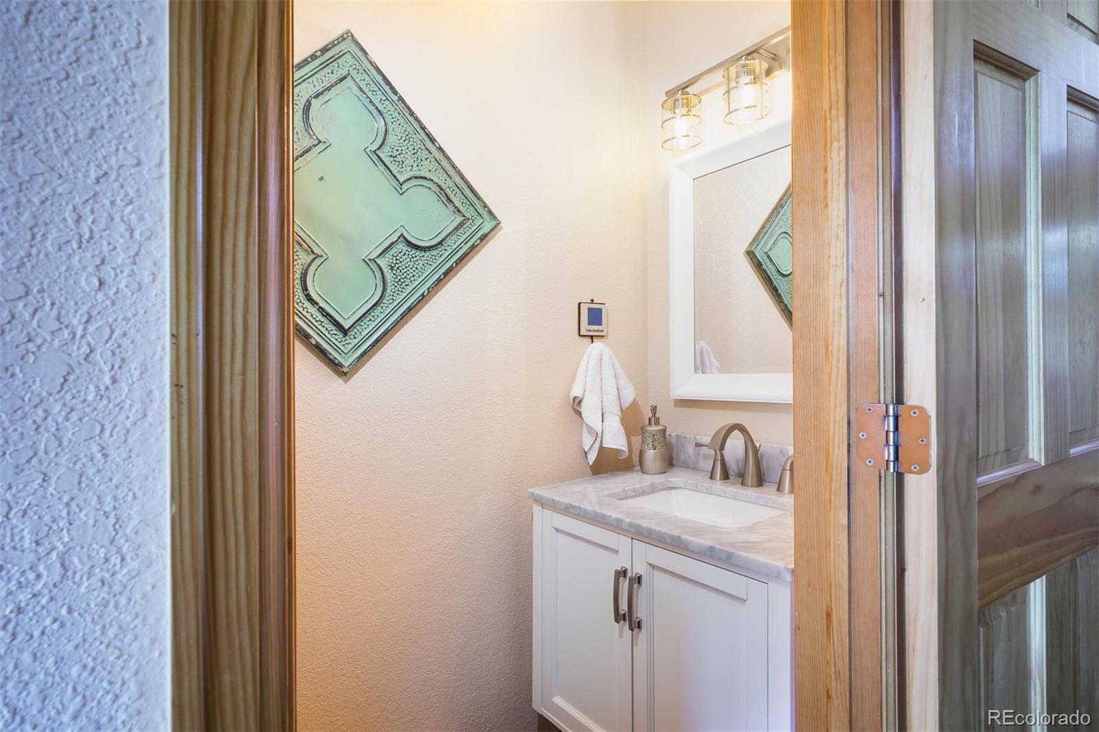 9064 Ryan Gulch Road Silverthorne, CO 80498 - Photo 18 of 36 Gallery Image 18
