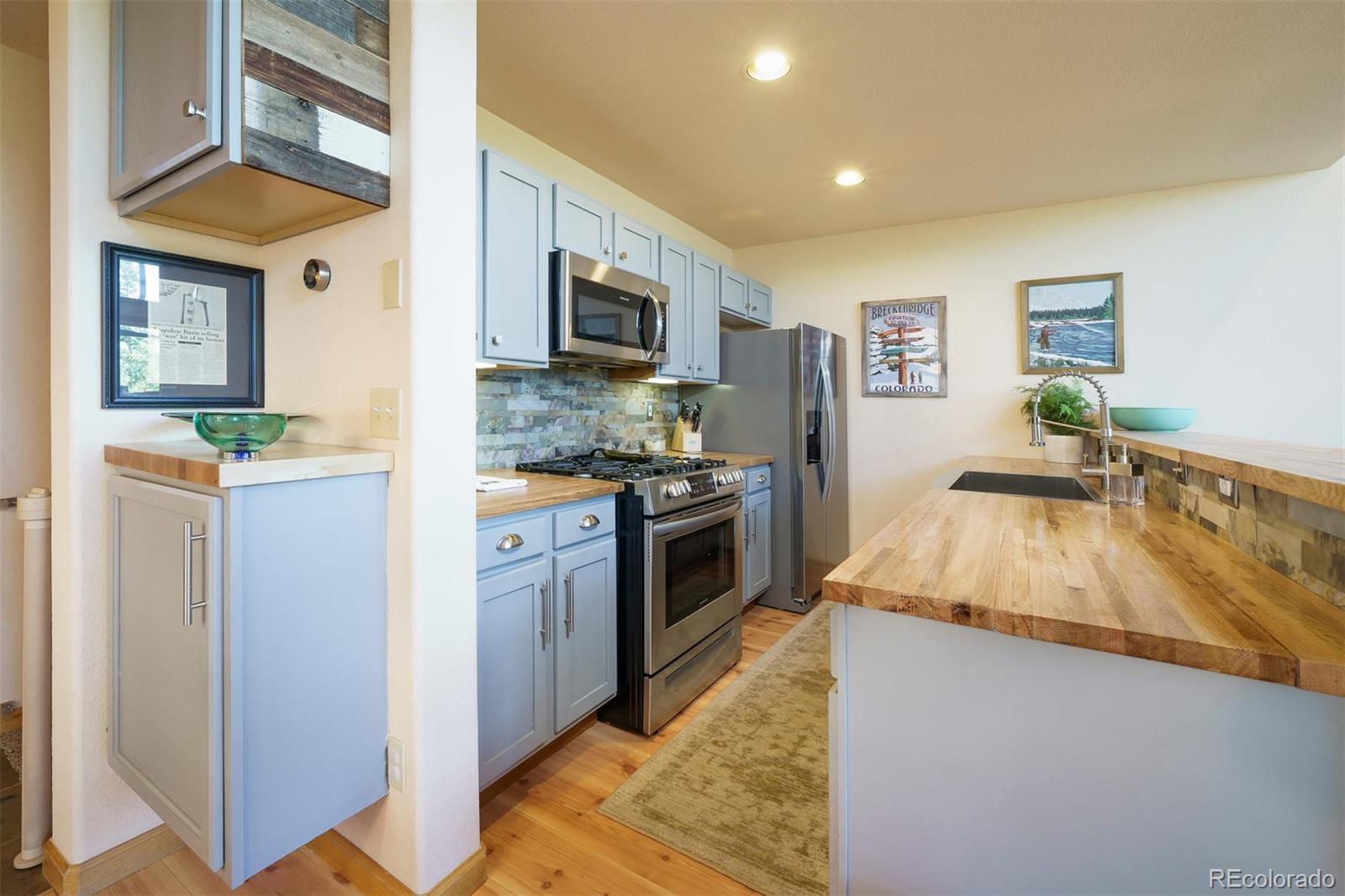 9064 Ryan Gulch Road Silverthorne, CO 80498 - Photo 9 of 36 Gallery Image 9