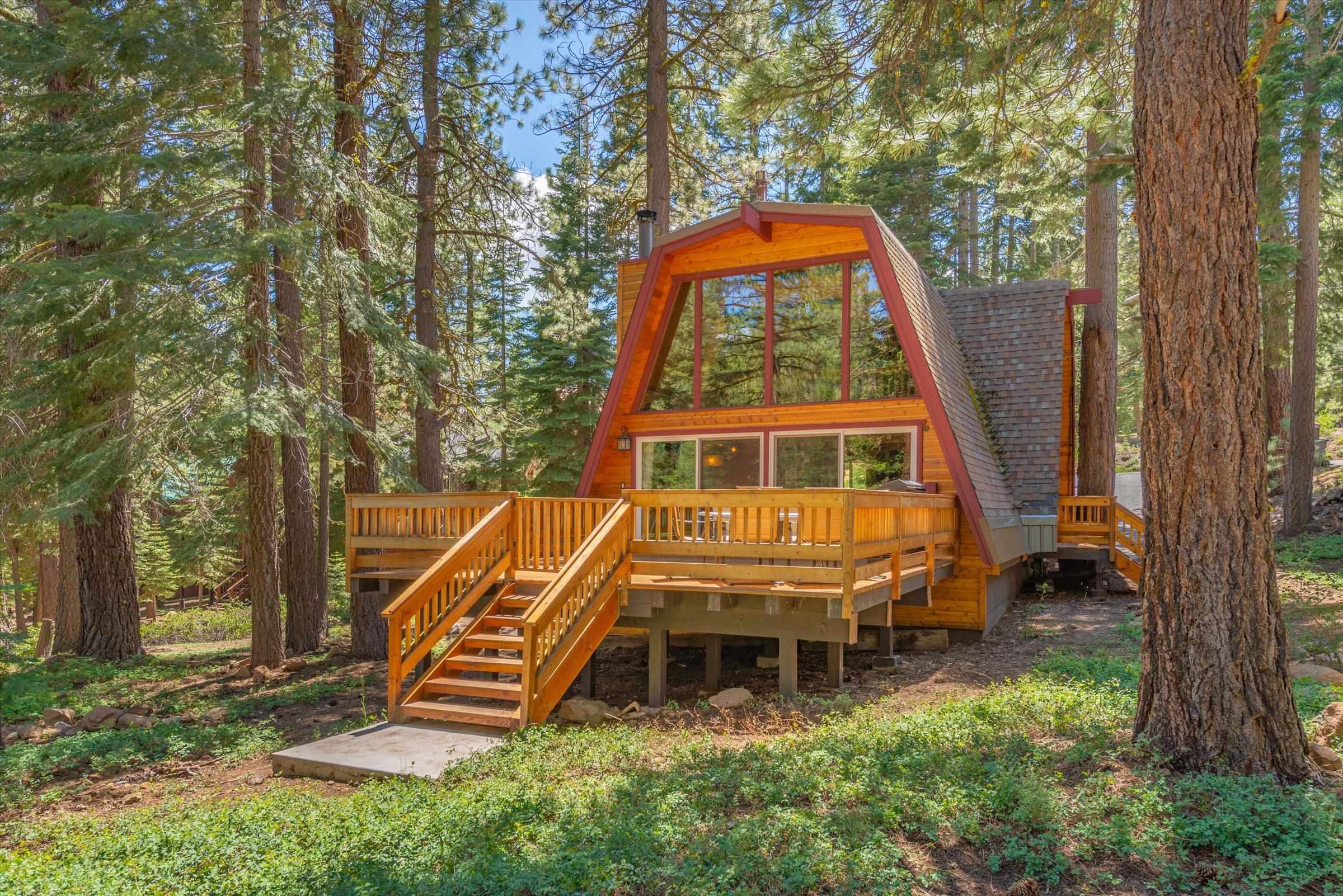 11515 Kitzbuhel Road Truckee, CA 96161 - Photo 1 of 21 Gallery Image 1