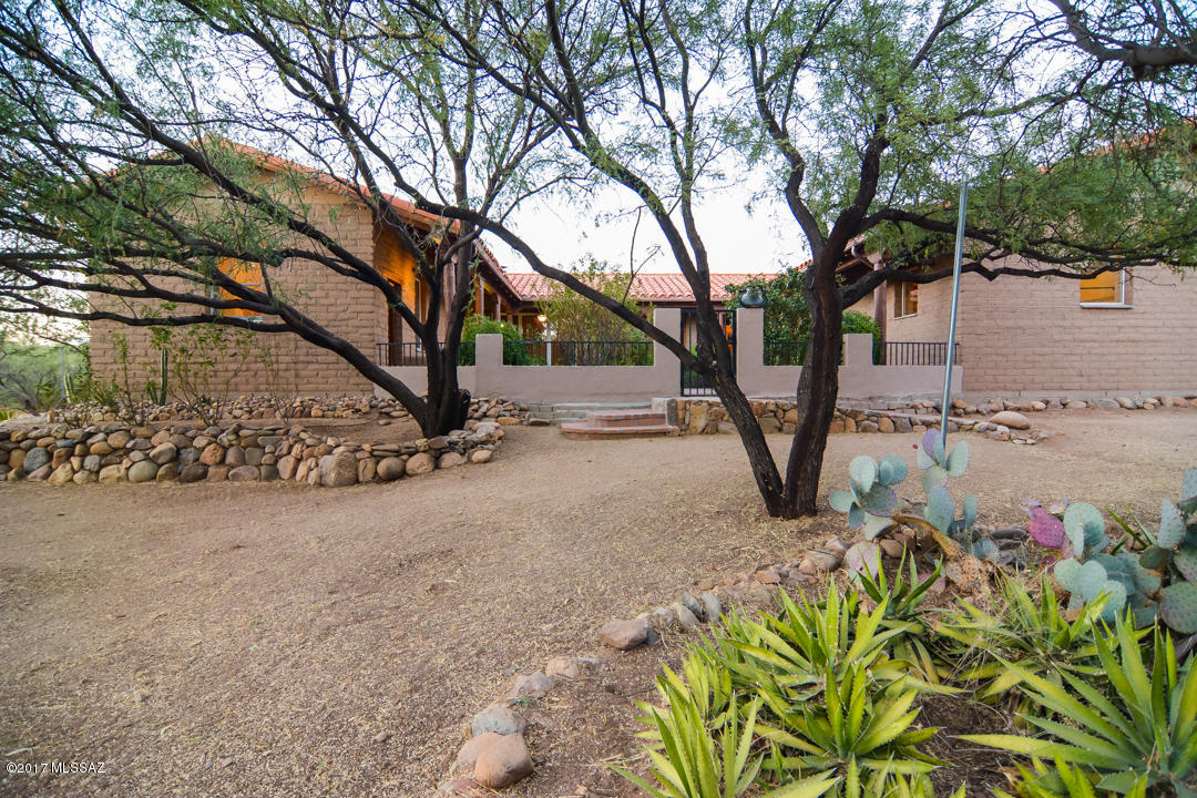 5360 East Edwin Road Tucson, AZ 85739 - Photo 9 of 38 Gallery Image 9