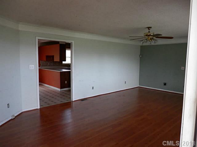 118 Iron Station Road Dallas, NC 28034 - Photo 2 of 9 Gallery Image 2