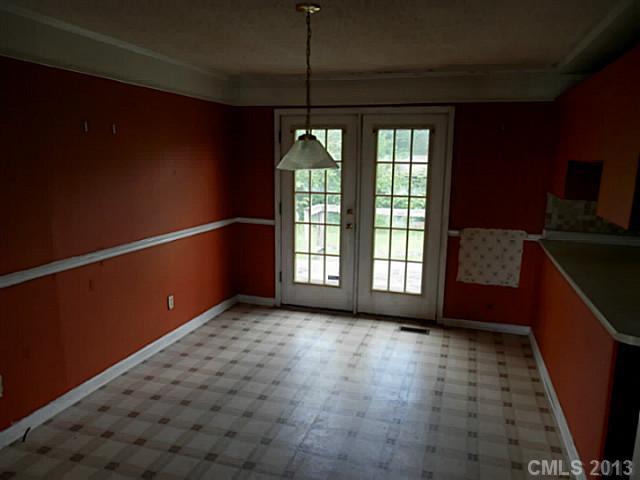 118 Iron Station Road Dallas, NC 28034 - Photo 3 of 9 Gallery Image 3