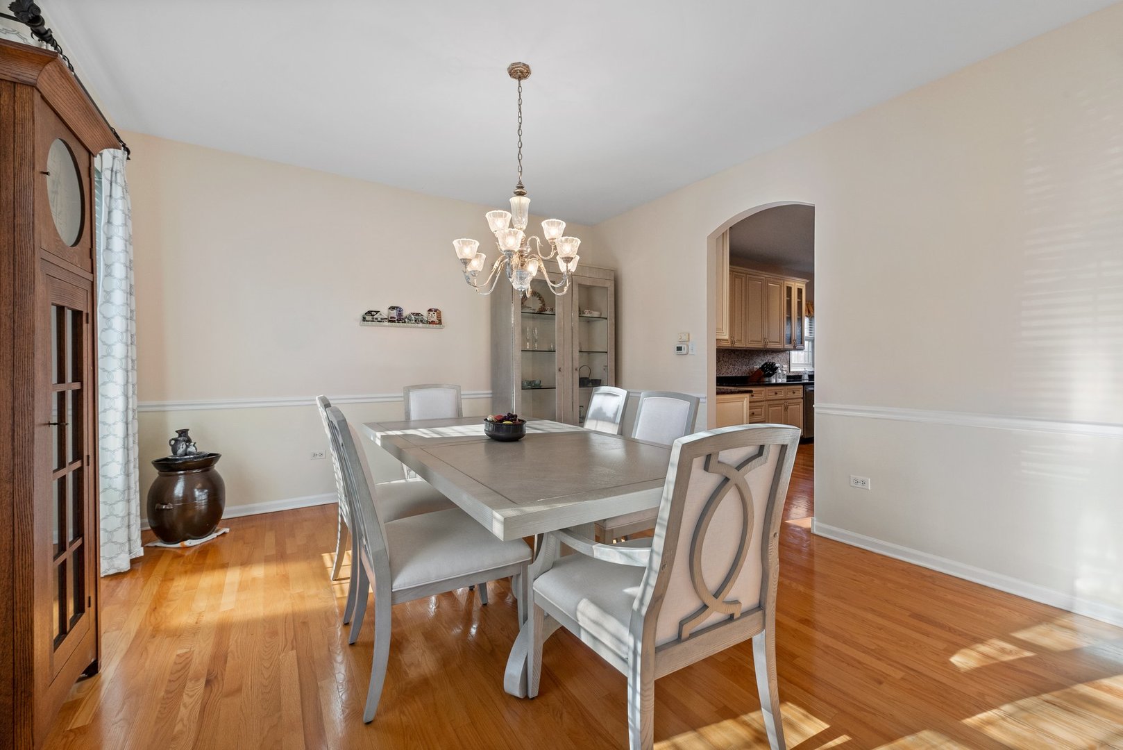 2527 Wild Timothy Road Naperville, IL 60564 - Photo 14 of 38 a dining room with furniture and window