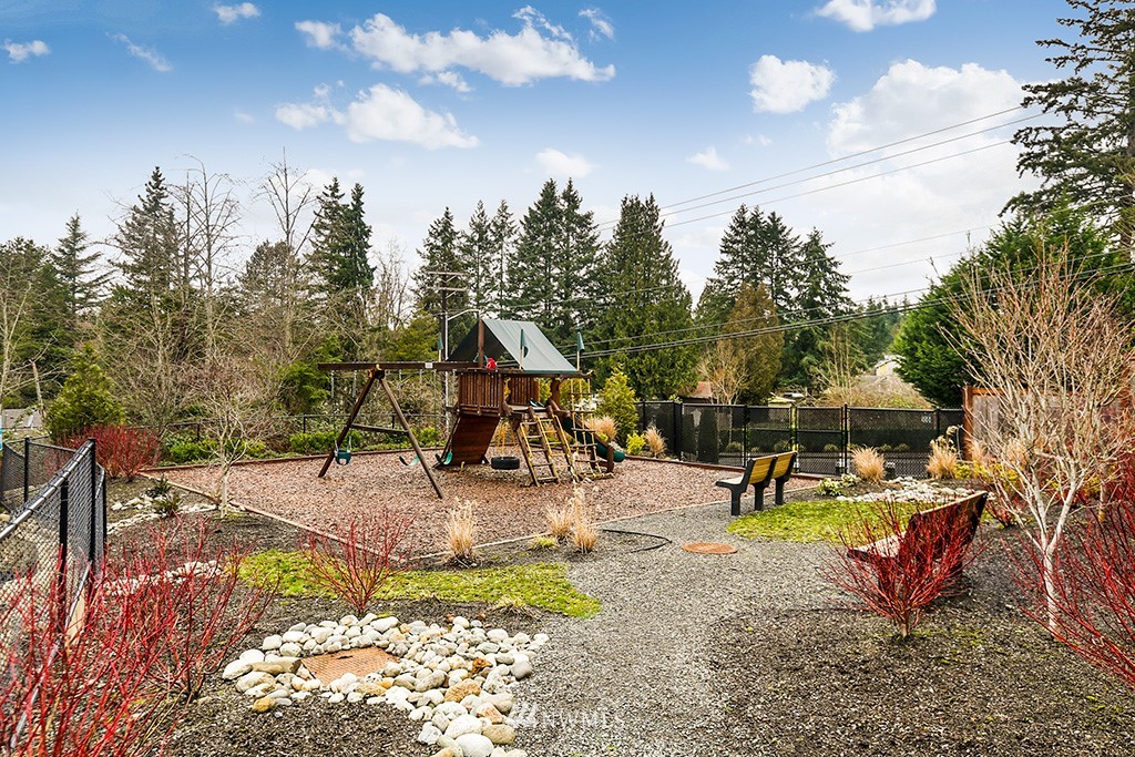 2331 196th Place Southeast Bothell, WA 98012 - Photo 24 of 25 Gallery Image 24