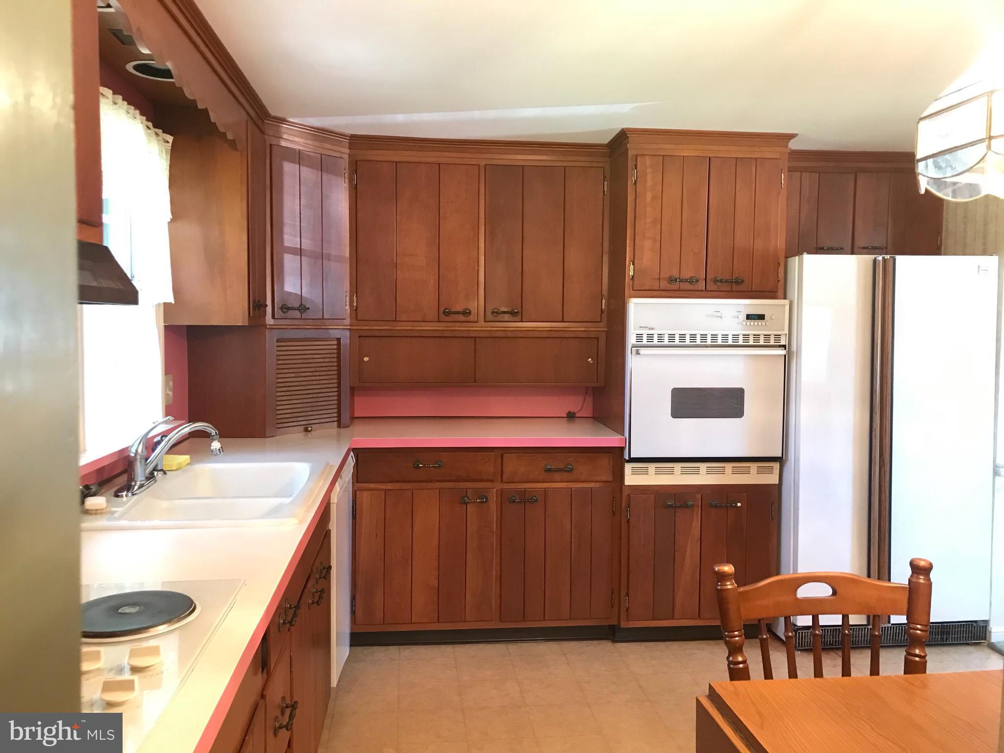 1225 Rupert Road Pottstown, PA 19464 - Photo 8 of 41