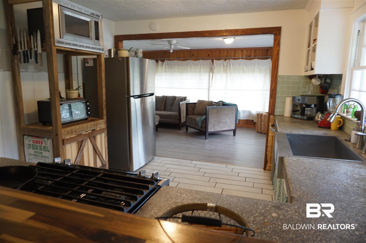 307 Weinacker Avenue Mobile, AL 36604 - Photo 11 of 26 Kitchen from Den