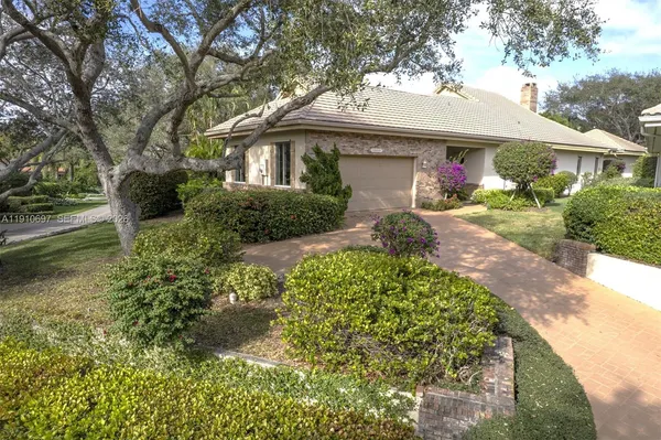 $2,150,000 | 12001 Southeast Prestwick Terrace, Tequesta, FL 33469