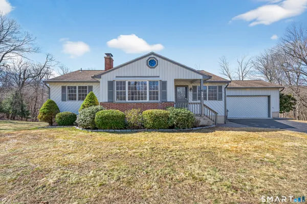 $525,000 | 554 Jeremy Swamp Road, Southbury, CT 06488