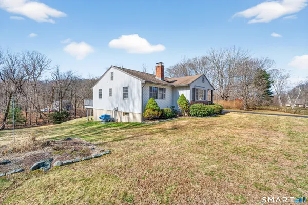 $525,000 | 554 Jeremy Swamp Road, Southbury, CT 06488