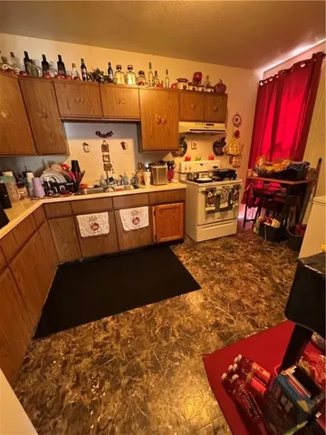 $129,900 | 1924 Clay Street, St. Joseph, MO 64501