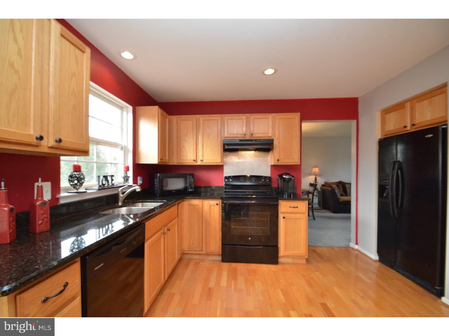 19 West Weatherly Road New Castle, DE 19720 - Photo 11 of 25 Kitchen