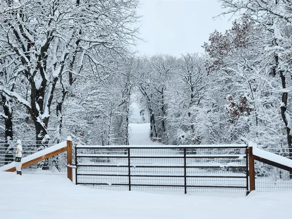 $1,375,000 | 4067 County Road 414, Muenster, TX 76252