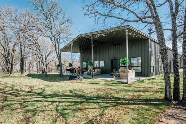 $1,375,000 | 4067 County Road 414, Muenster, TX 76252