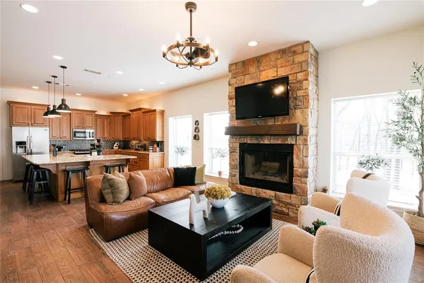 $1,375,000 | 4067 County Road 414, Muenster, TX 76252