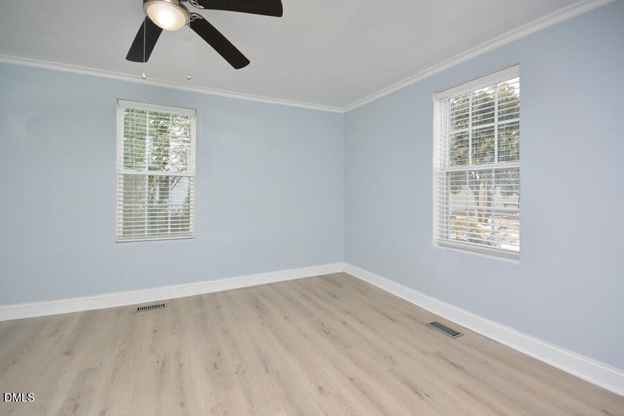 307 Oneida Street Graham, NC 27253 - Photo 7 of 22 DSC_0704