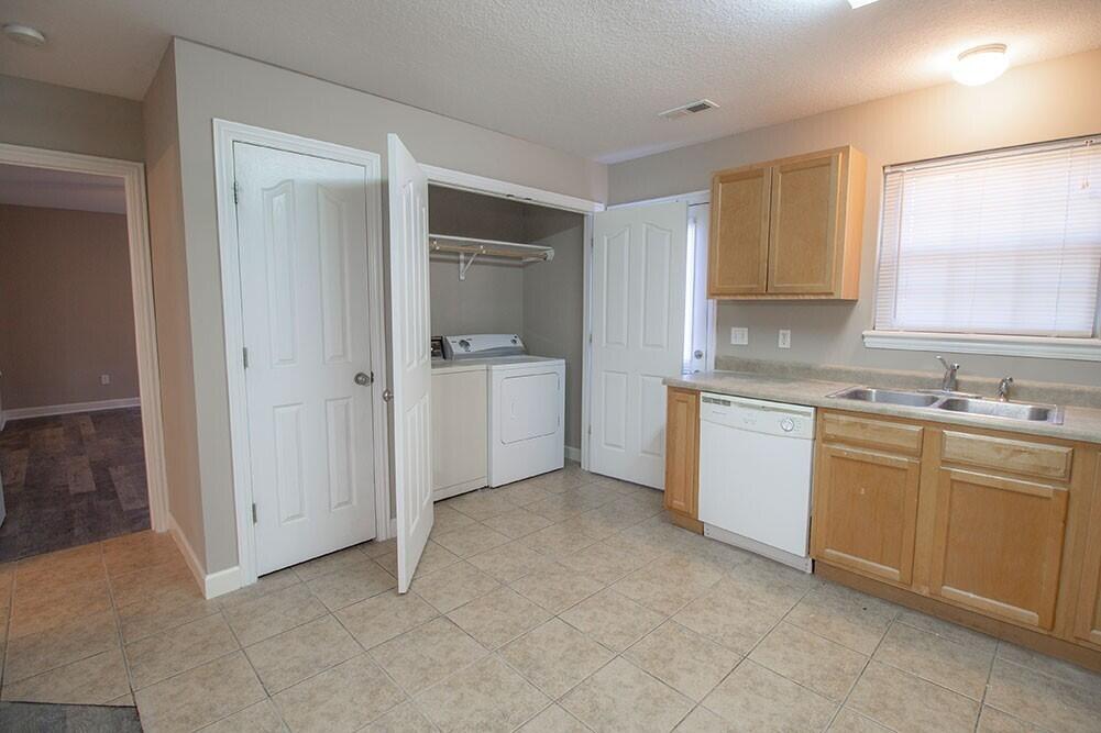 1311 Raleigh Drive Columbia, MO 65202 - Photo 7 of 22 Gallery Image 7