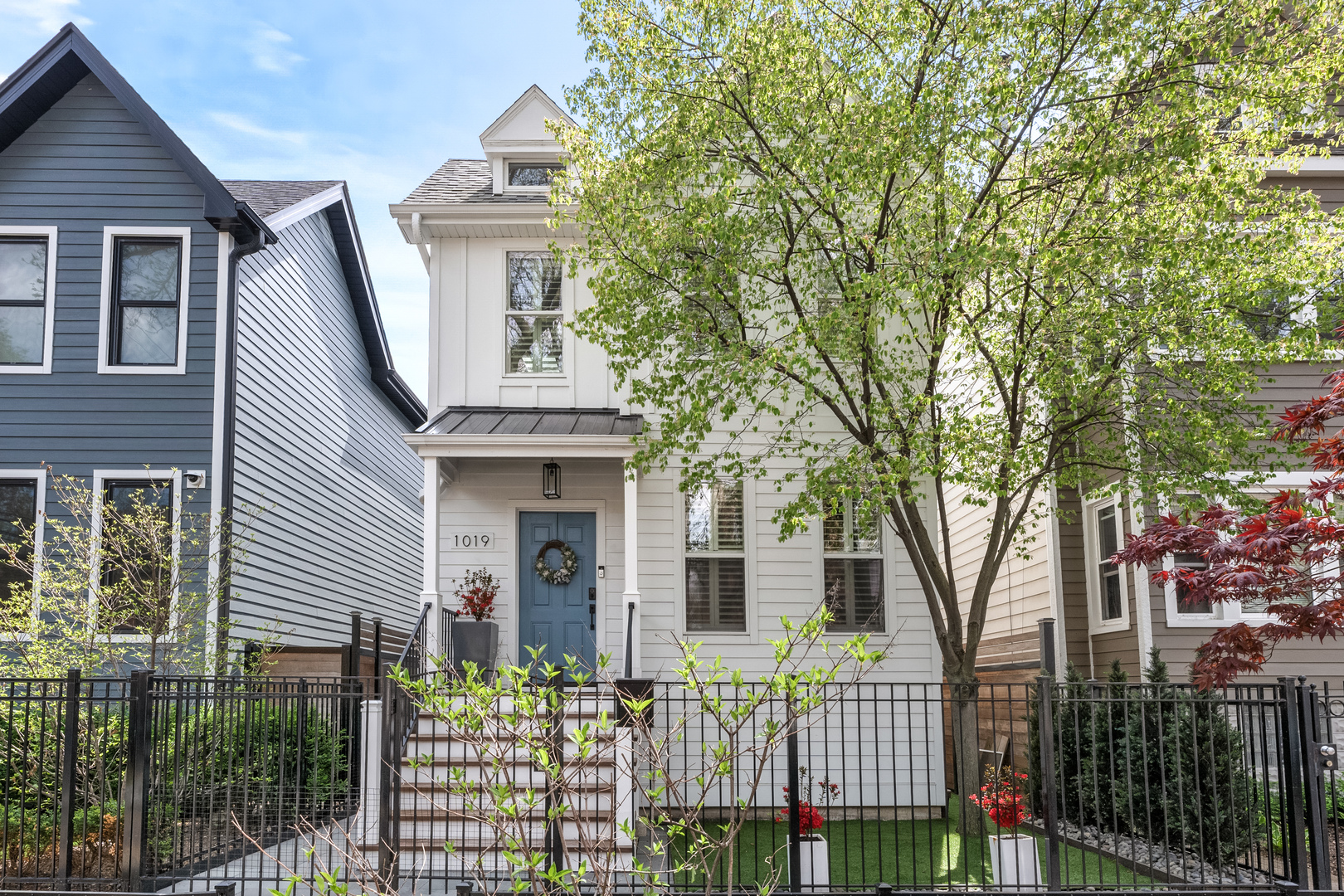 1019 West George Street Chicago, IL 60657 - Photo 1 of 43