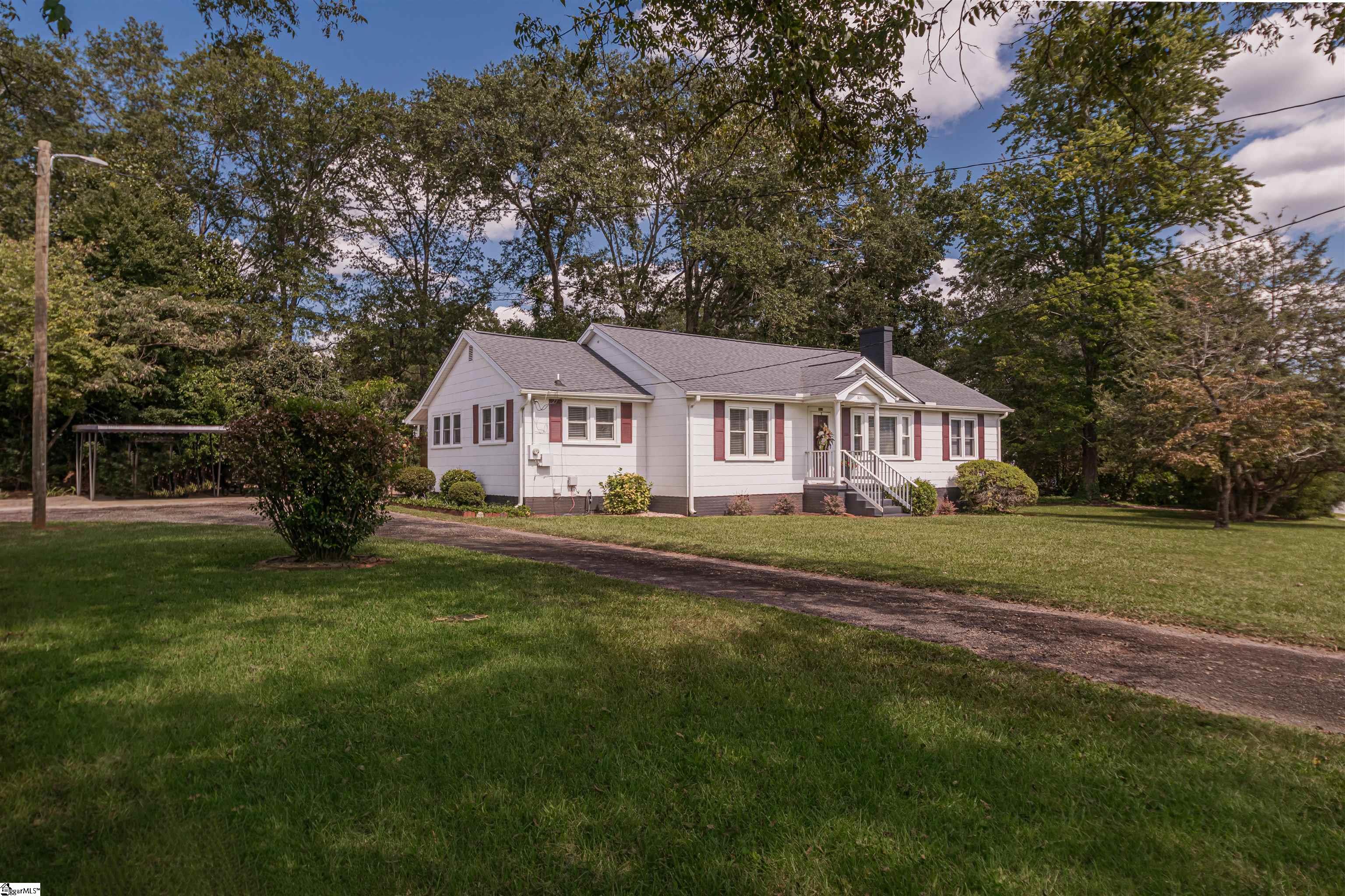 803 Anderson Drive Liberty, SC 29657 - Photo 5 of 35