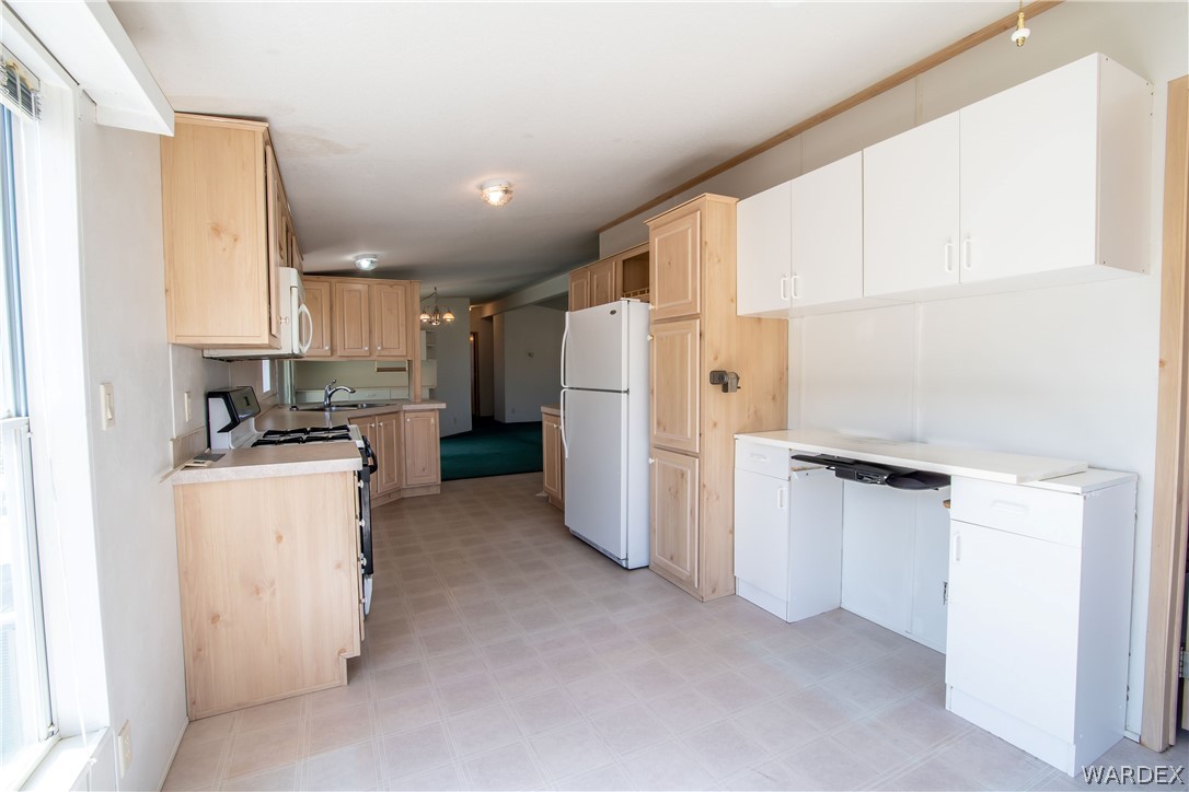 3295 Kirkland Road Golden Valley, AZ 86413 - Photo 14 of 48 Gallery Image 14
