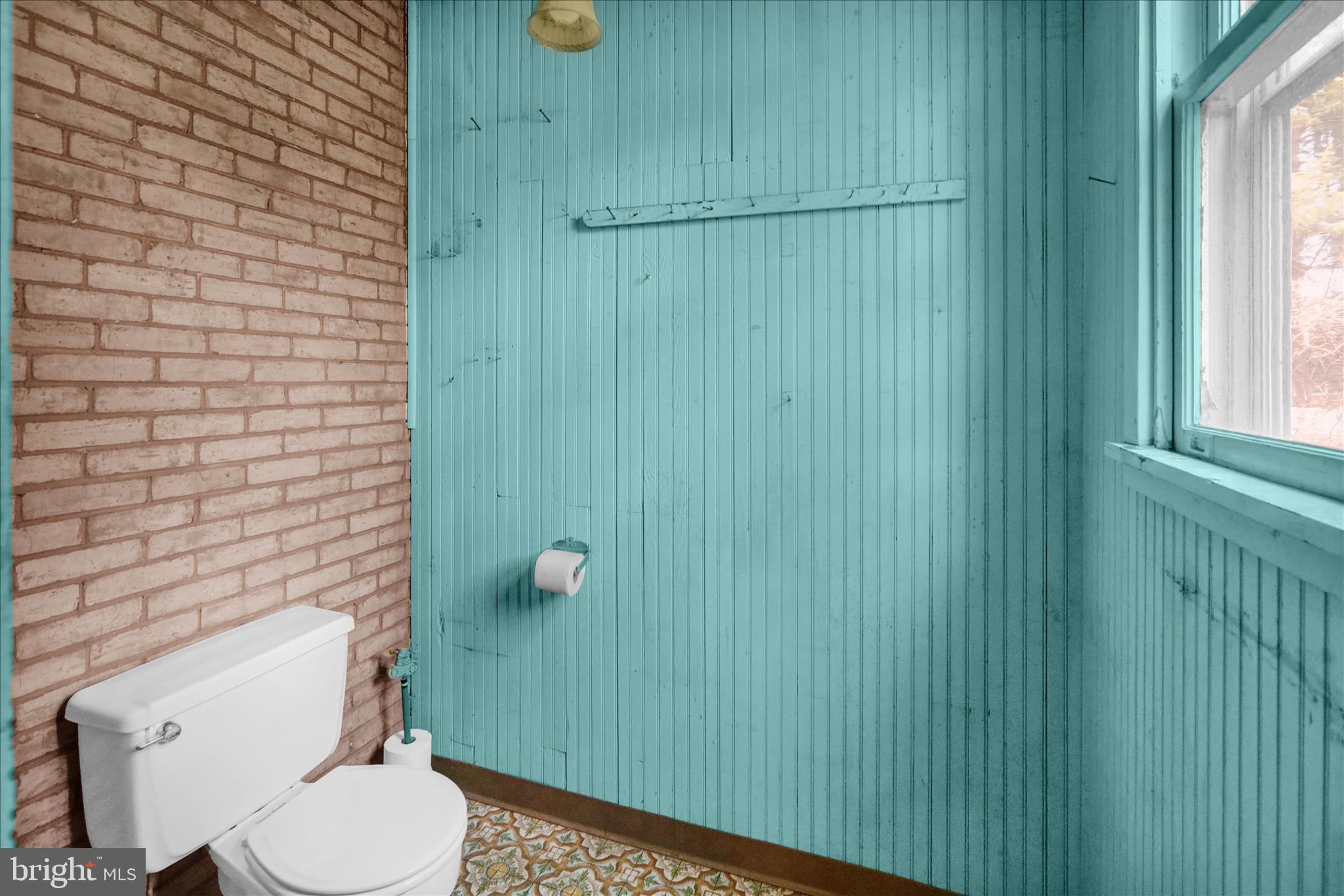 4205 Penn Avenue Reading, PA 19608 - Photo 21 of 54 a bathroom with a toilet and a shower