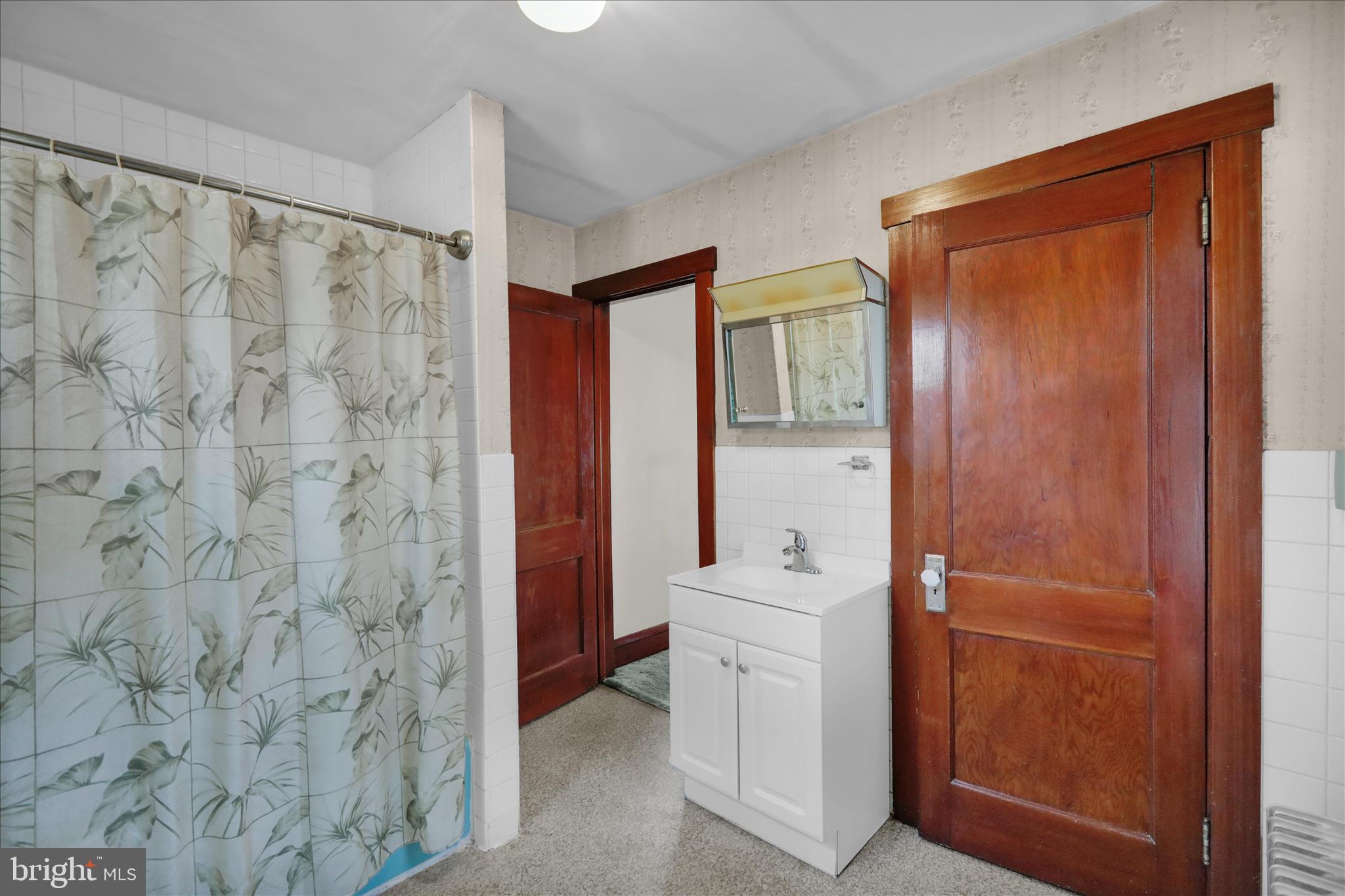 4205 Penn Avenue Reading, PA 19608 - Photo 34 of 54 a bathroom with a shower and a toilet