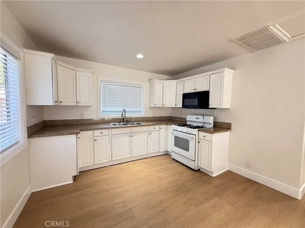 $2,750 | 10556 El Dorado Avenue, Pacoima, CA 91331