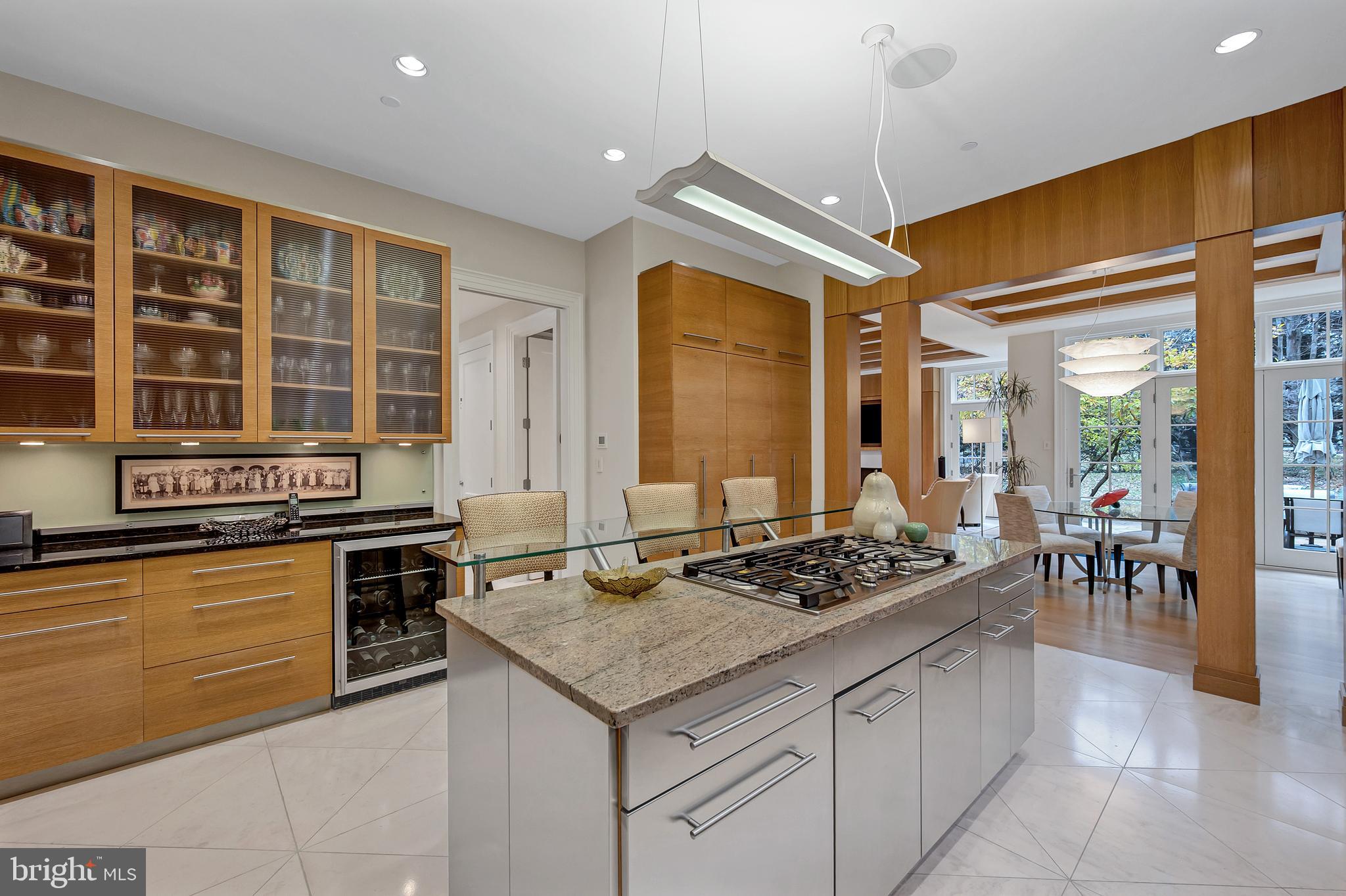 7204 Fairfax Road Bethesda, MD 20814 - Photo 19 of 57