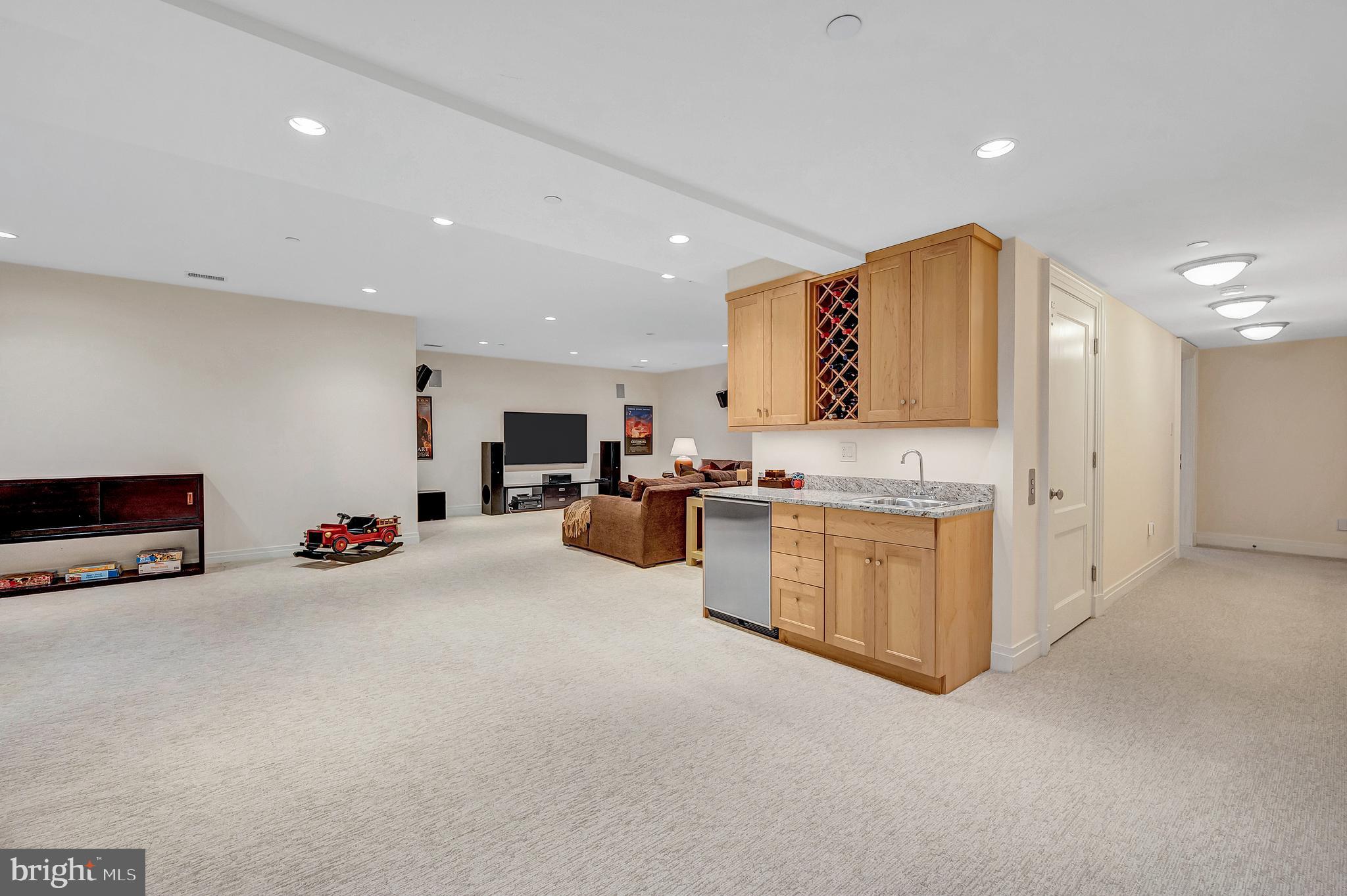 7204 Fairfax Road Bethesda, MD 20814 - Photo 45 of 57