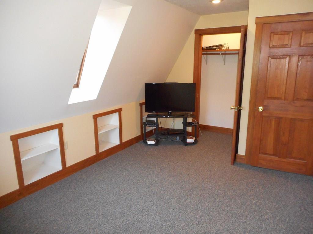 989 Pond Road Gouldsboro, ME 04607 - Photo 25 of 35 Second upstairs bedroom.