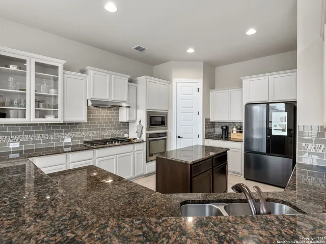 $3,400 | 1714 Kosmas Drive, San Antonio, TX 78245