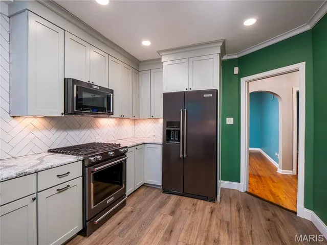 $515,000 | 3159 Hampton Avenue, St. Louis, MO 63139