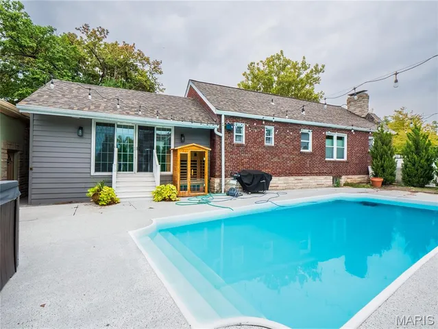 $515,000 | 3159 Hampton Avenue, St. Louis, MO 63139