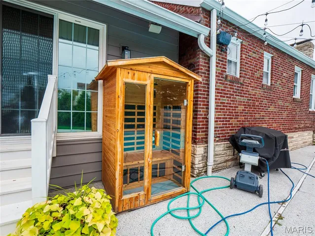 $515,000 | 3159 Hampton Avenue, St. Louis, MO 63139