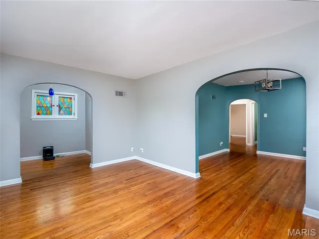 $515,000 | 3159 Hampton Avenue, St. Louis, MO 63139