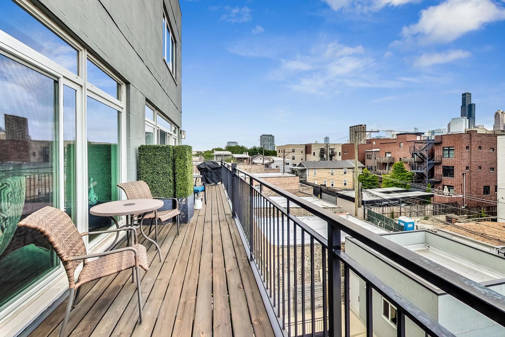 1033 South Racine Avenue, Unit 3SR Chicago, IL 60607 - Photo 15 of 49 a view of balcony with furniture