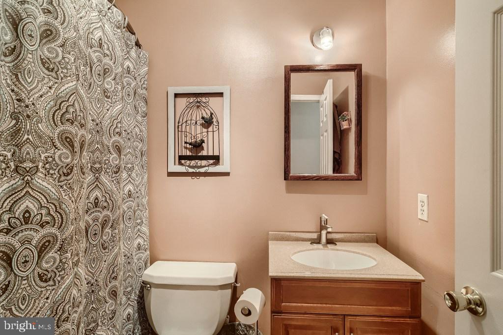 16712 Ridge Road Upperco, MD 21155 - Photo 20 of 33 full bath second floor