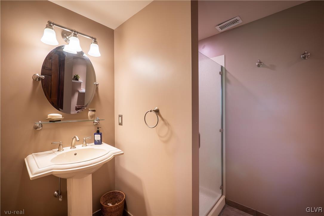 4095 Kozy Korner Road Center Valley, PA 18034 - Photo 30 of 42 Gallery Image 30