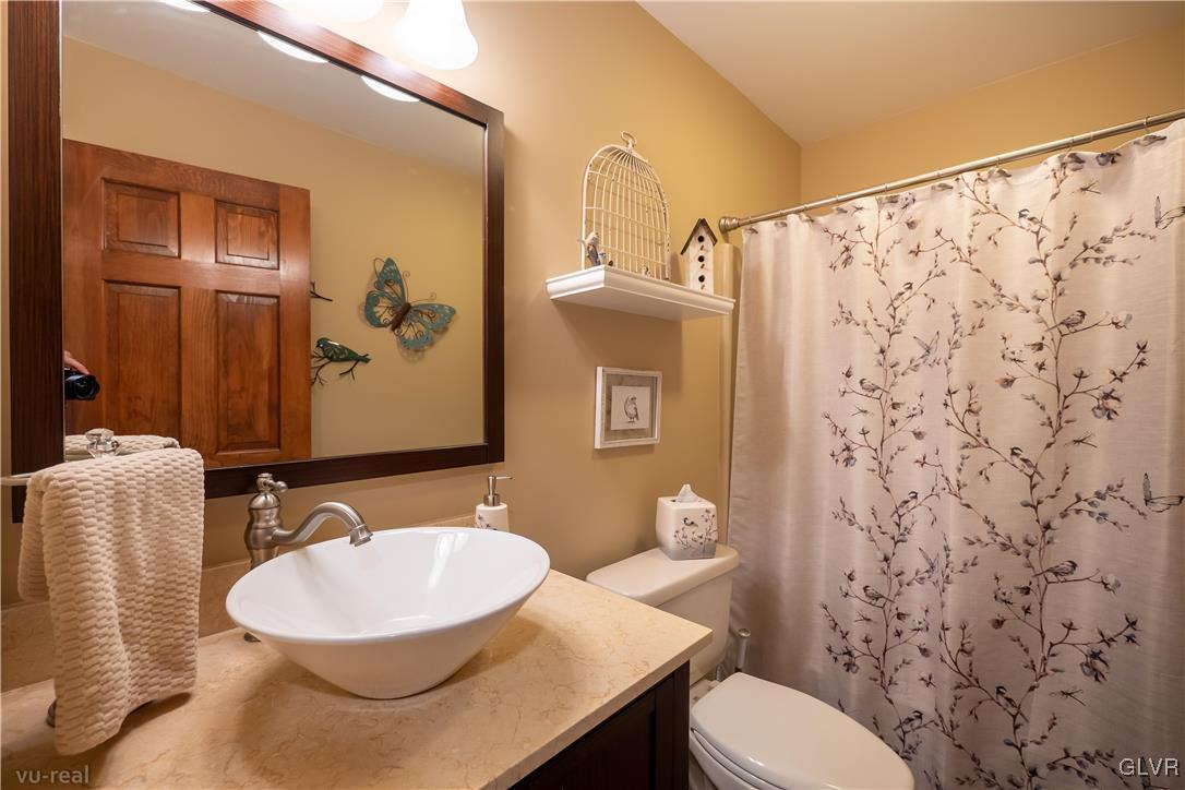 4095 Kozy Korner Road Center Valley, PA 18034 - Photo 33 of 42 Gallery Image 33