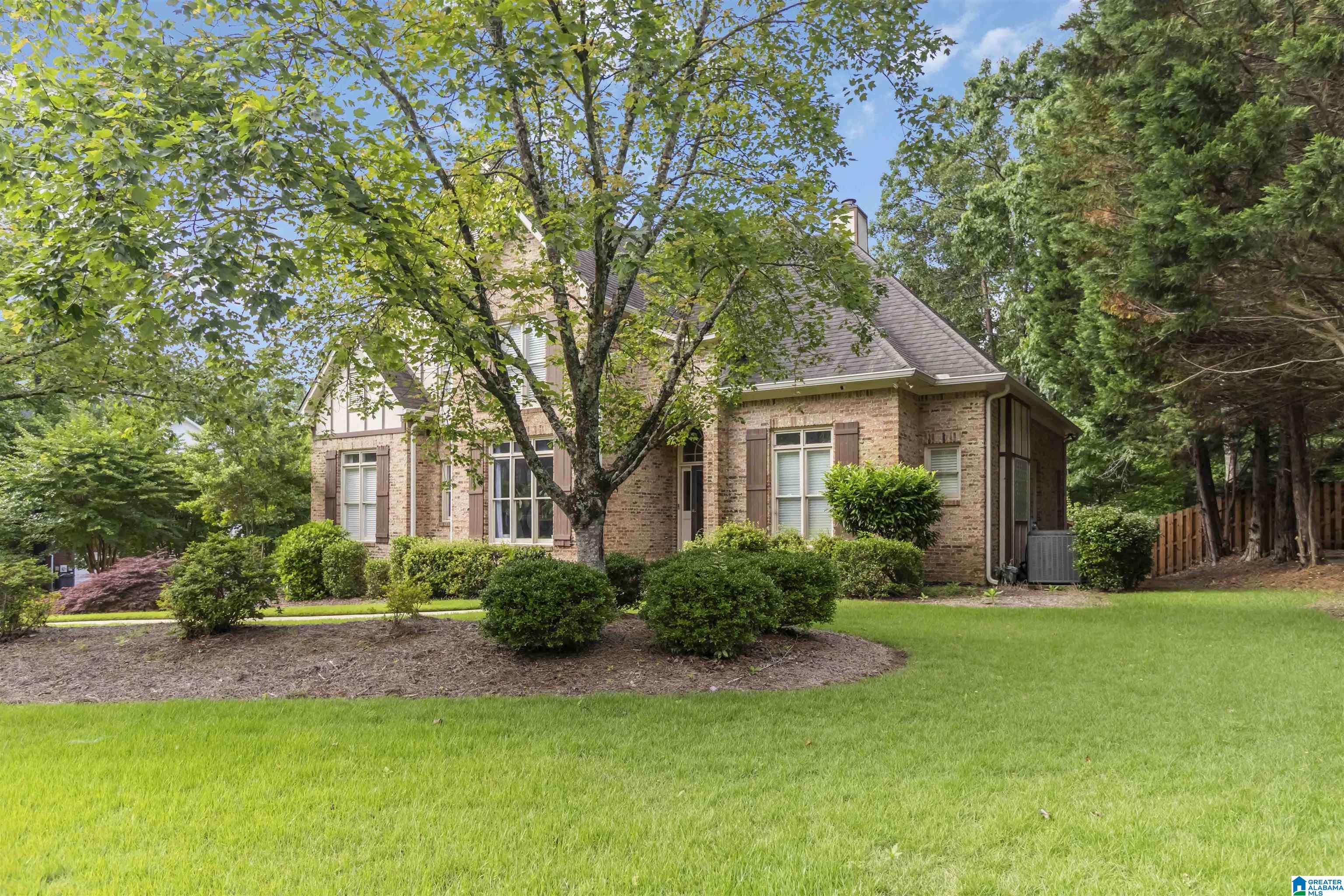 4017 Milner Way Birmingham, AL 35242 - Photo 2 of 31