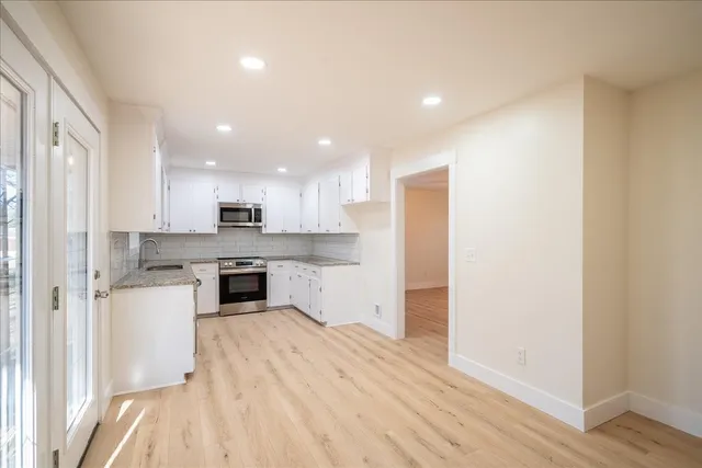 $279,500 | 210 State Avenue, Lawrenceburg, TN 38464