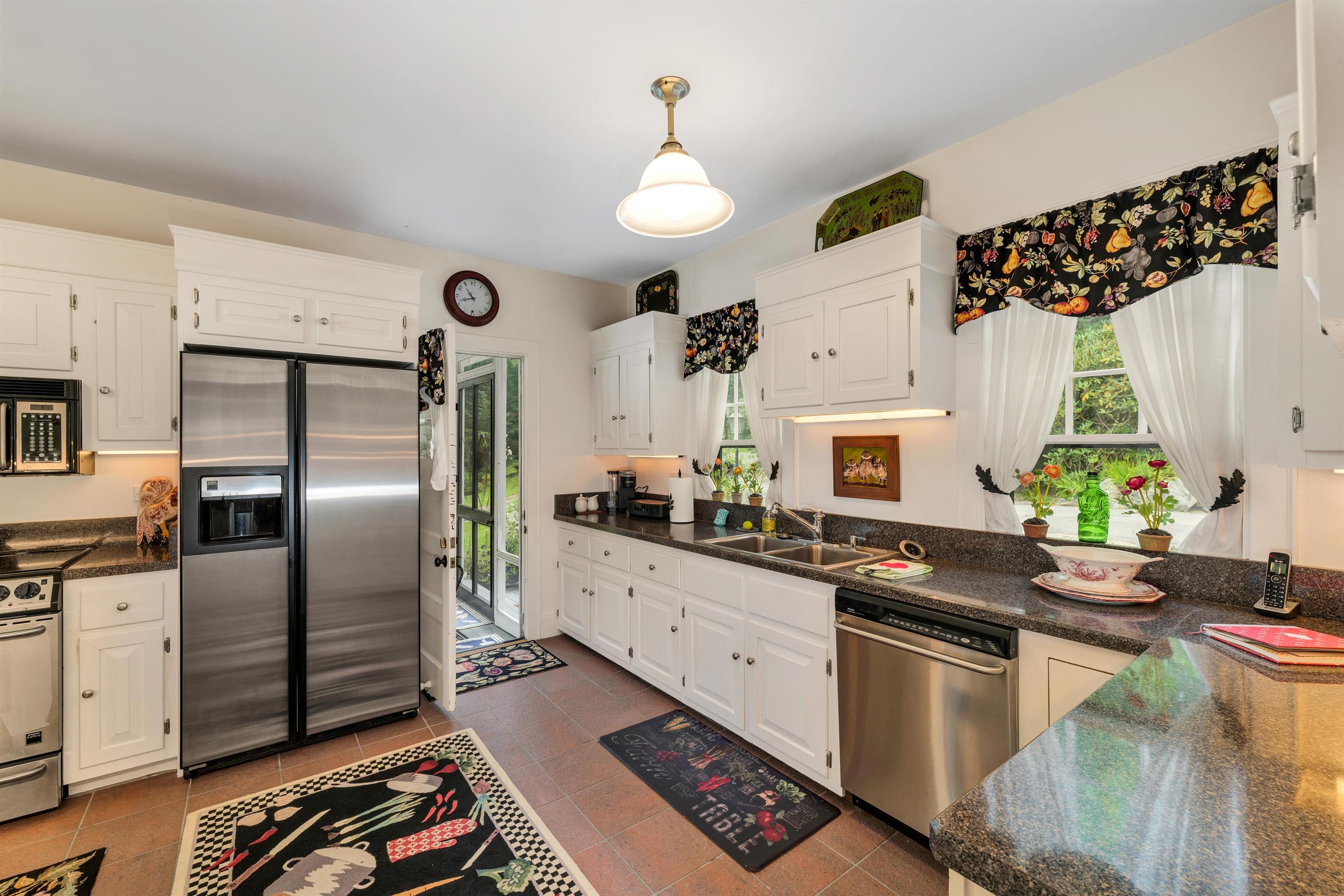 180 Sewall Road Wolfeboro, NH 03894 - Photo 11 of 40