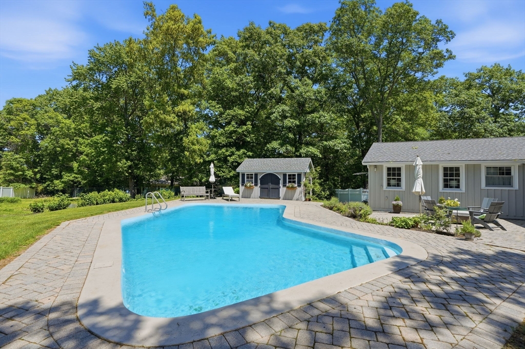 10 Boulder Glen Road Hingham, MA 02043 - Photo 21 of 29