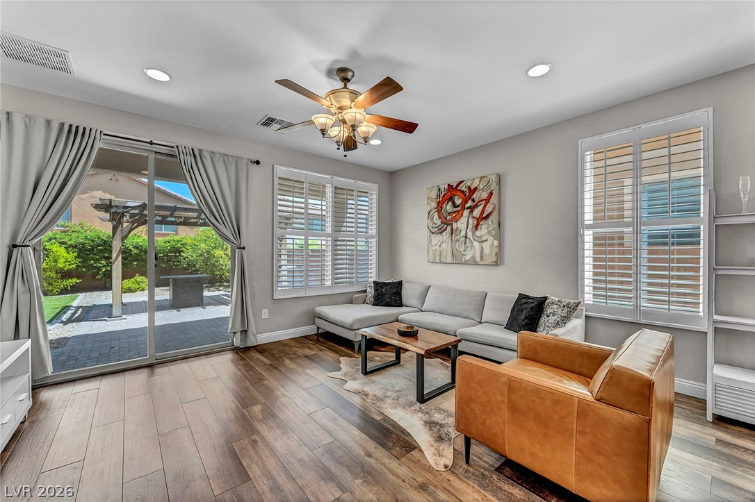 10982 Great Sioux Road Las Vegas, NV 89179 - Photo 13 of 49