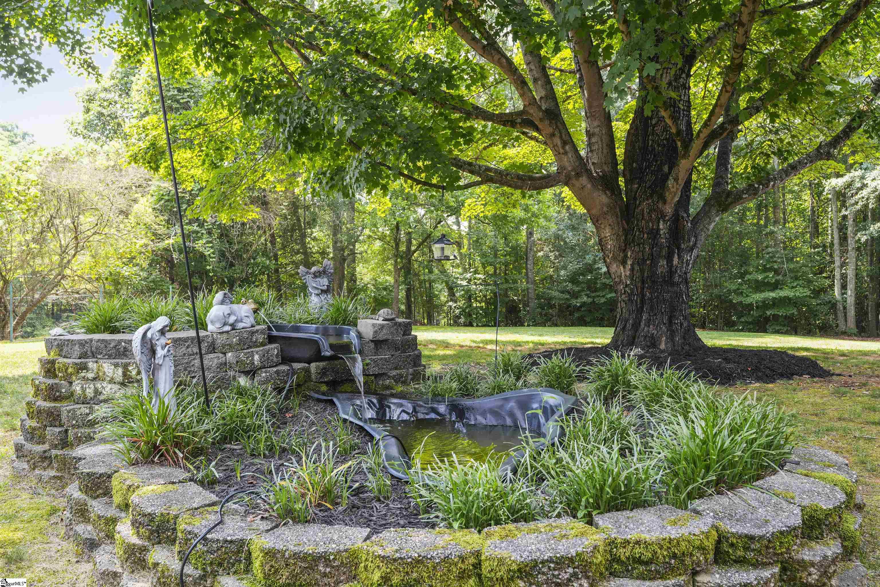 1215 Prince Perry Road Easley, SC 29640 - Photo 15 of 26