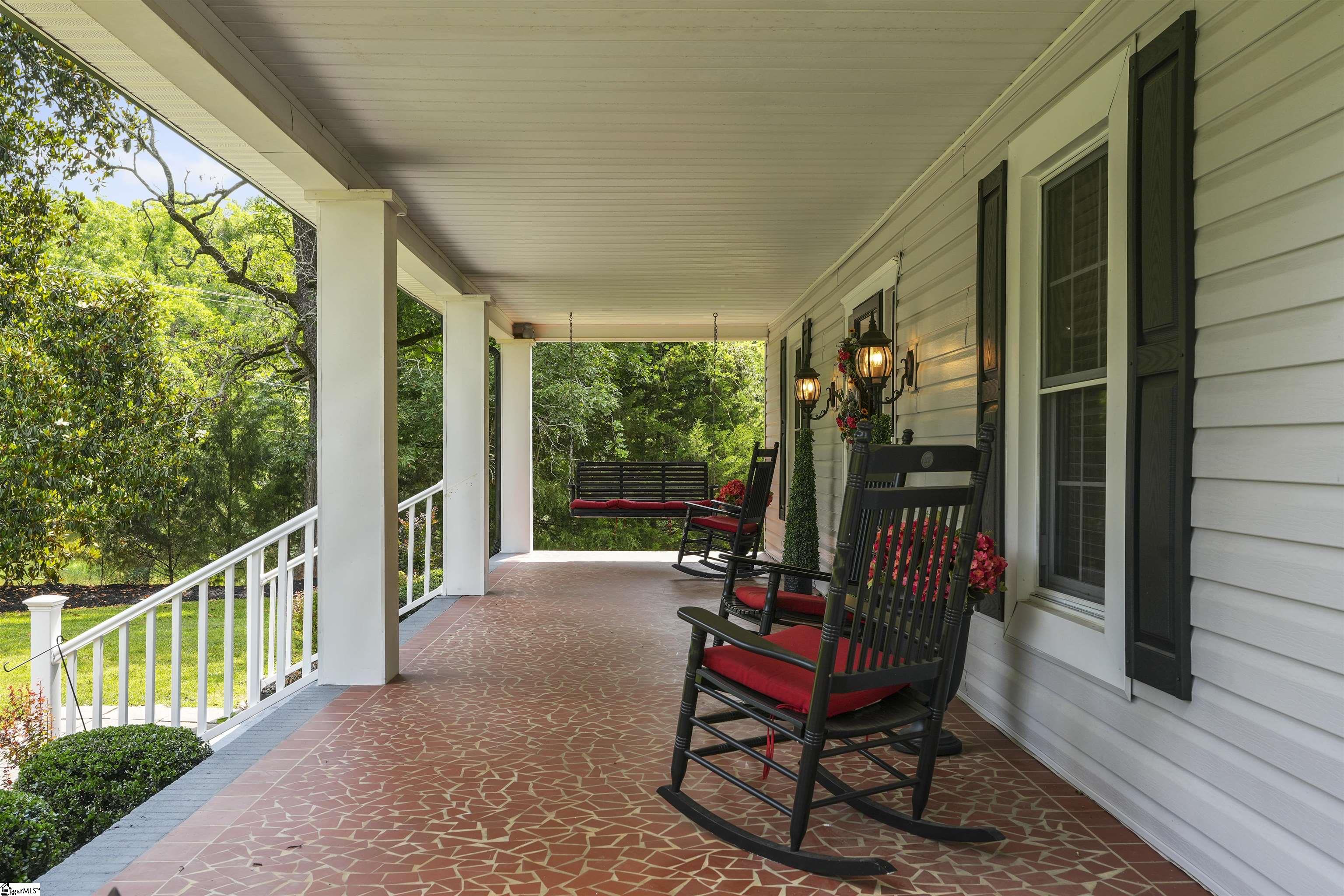 1215 Prince Perry Road Easley, SC 29640 - Photo 5 of 26